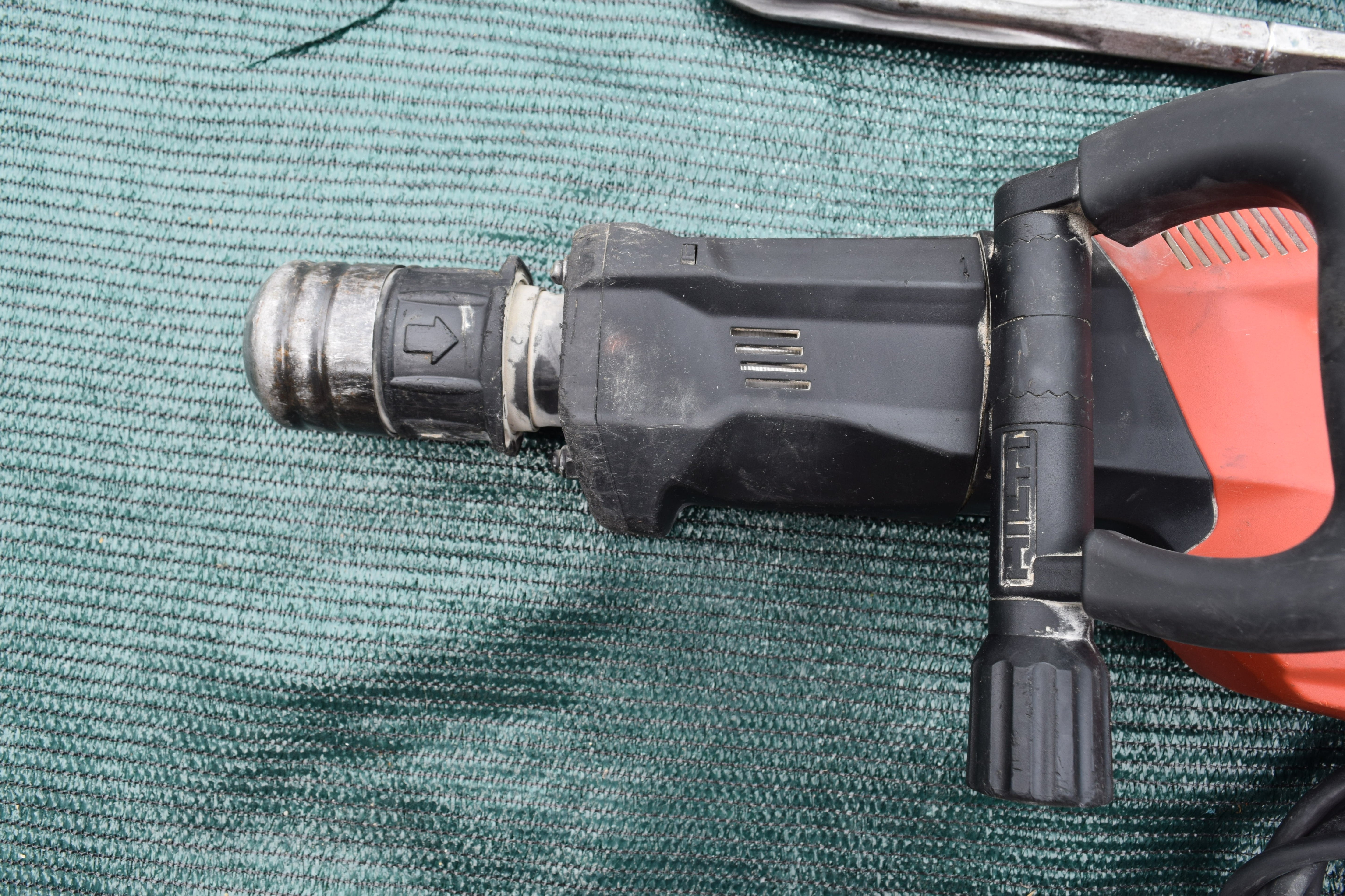 Ciocanul Demolator/Picamer Hilti TE 1000-AVR