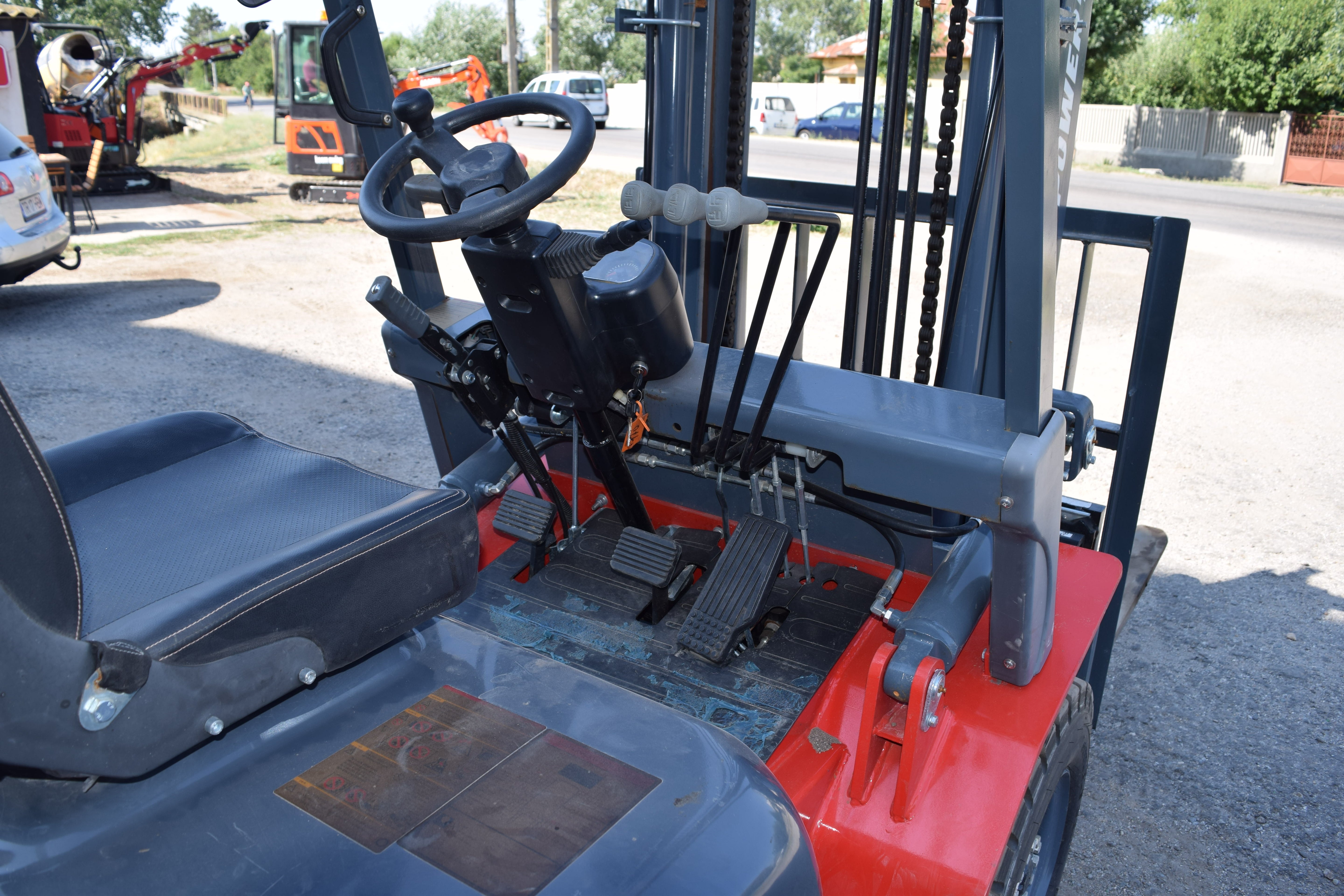 Stivuitor PLUS POWER 25