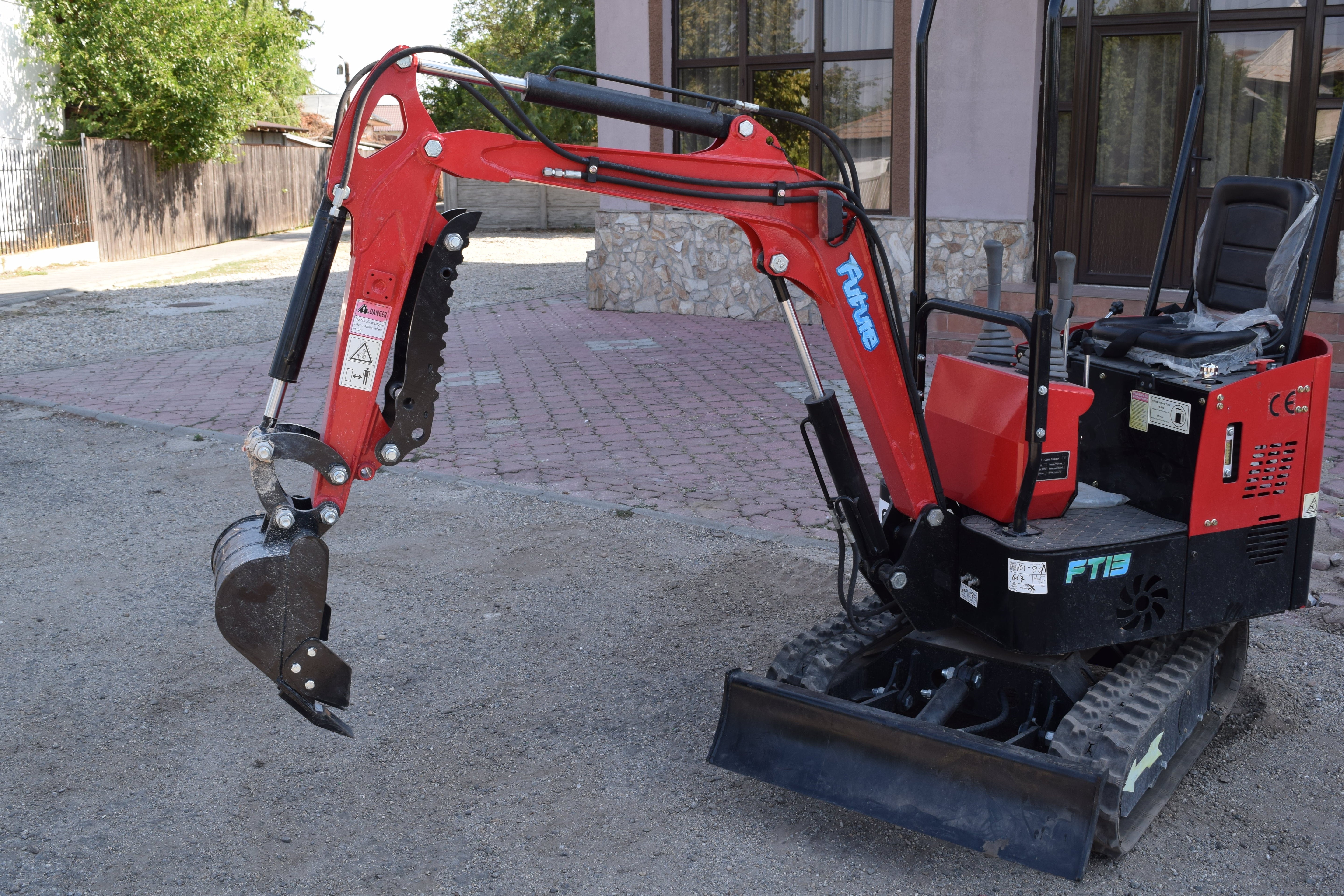Mini Excavatorul Pe Senile Future FT13 - 0